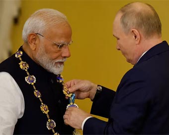 पीएम मोदी की ऐतिहासिक रूस यात्रा